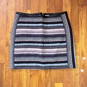 Tribal pattern mini skirt